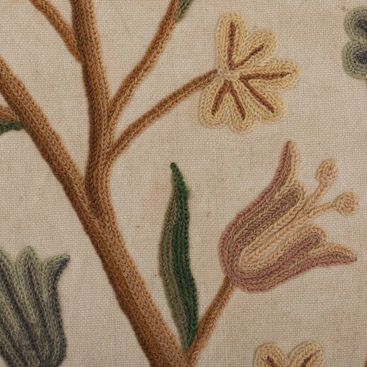 Creme Vine Crewel Embroidered Curtain