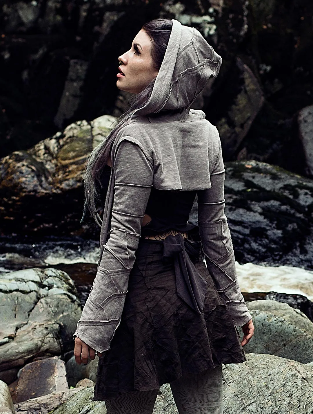 Pecoa Hooded Shrug