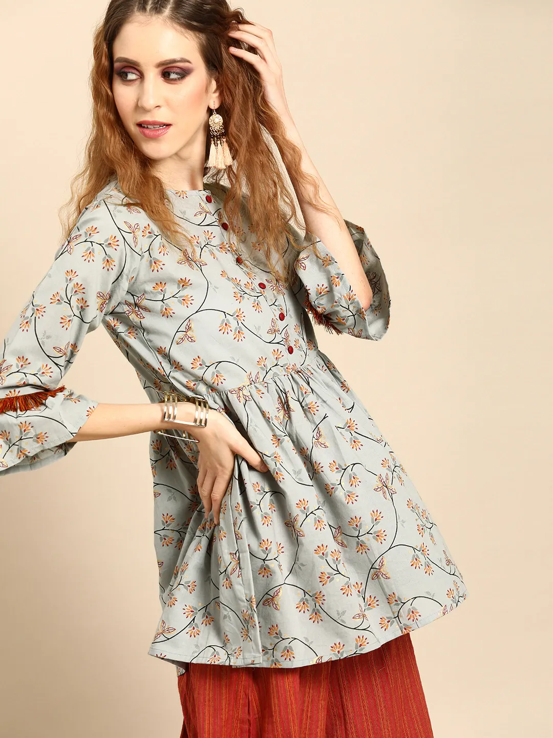 Women Grey  Printed Flared Floral Knitted Pure Cotton Kurti